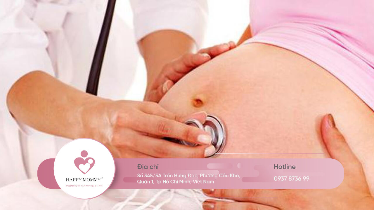 Khi thấy dấu hiệu gò tử cung sớm, bạn cần đến phòng khám chuyên khoa sản để kiểm tra