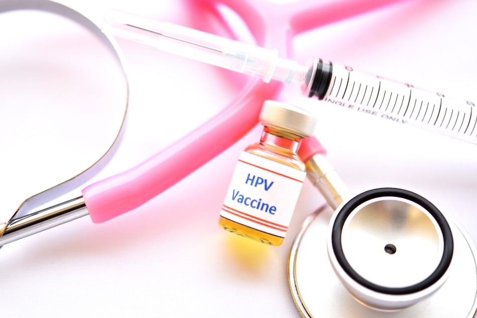 Không tiêm ngừa HPV làm tăng nguy cơ lây nhiễm các bệnh lây qua đường tình dục