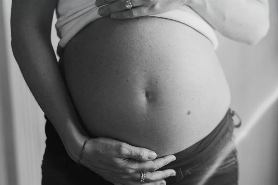Mang thai cũng là nguyên nhân gây thiếu máu hồng cầu nhỏ nhược sắt